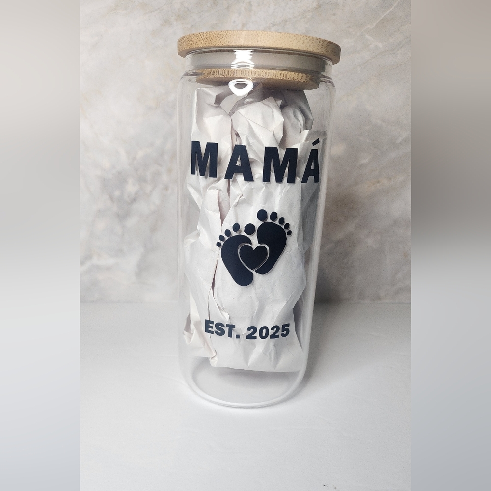 Customizable "Mamá" 20oz cup